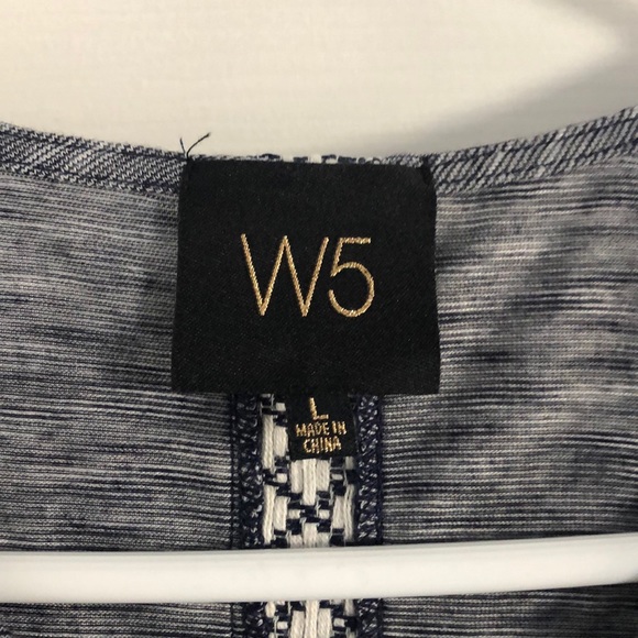 Sleeveless W5 Tank Top - Picture 5 of 5